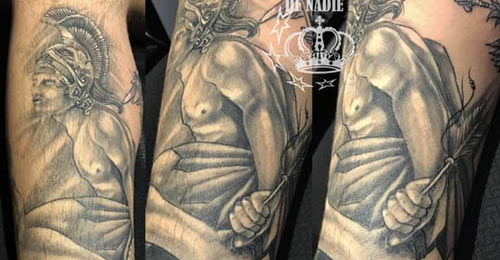 Talon de aquiles tatuaje hecho por Infierno Queens NY